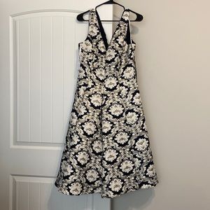 Kay Unger Dress size 14 NWT